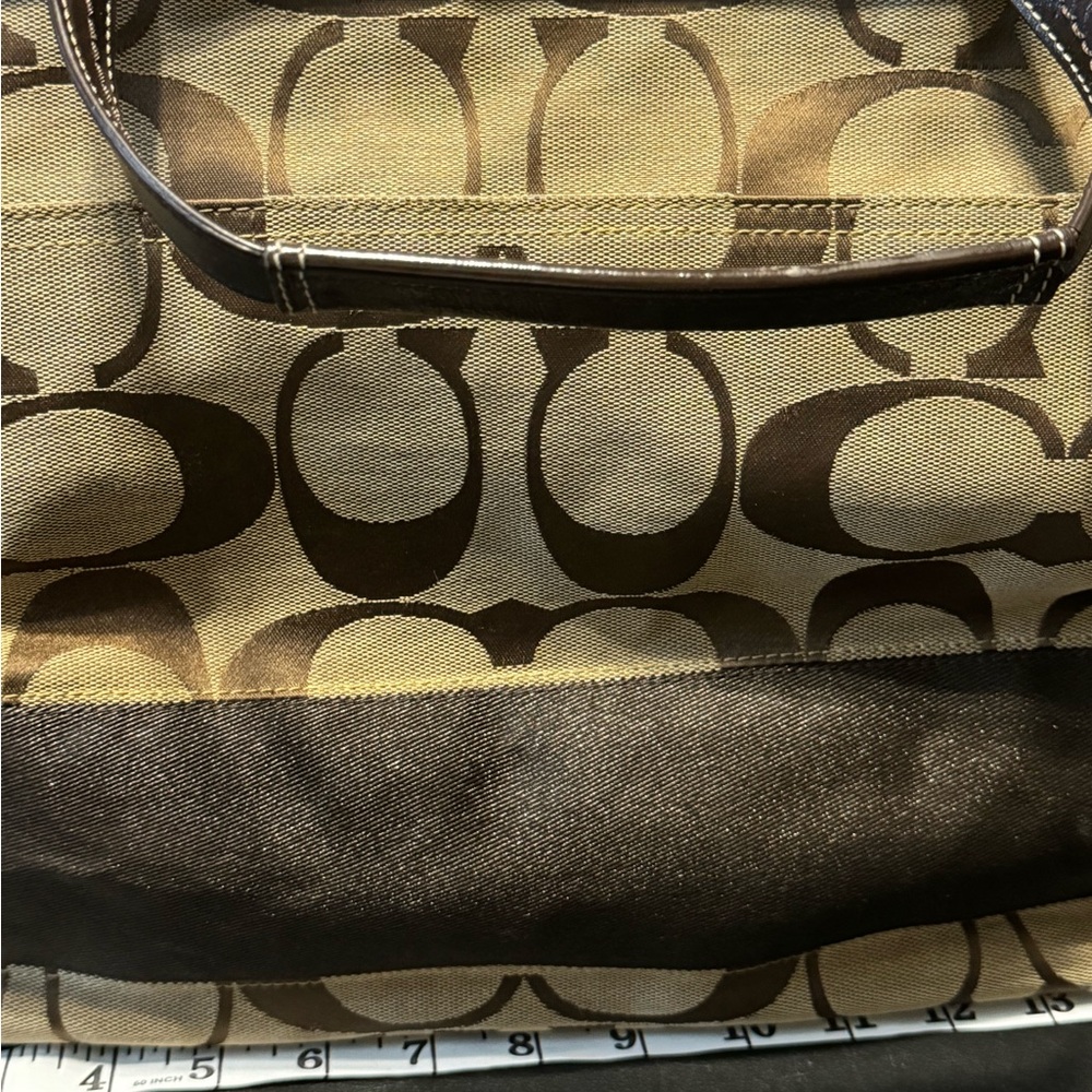 Authentic Coach Signature A1076-F13803 Large Tote/Diaper Bag W/ Changing Matt - Picture 11 of 16